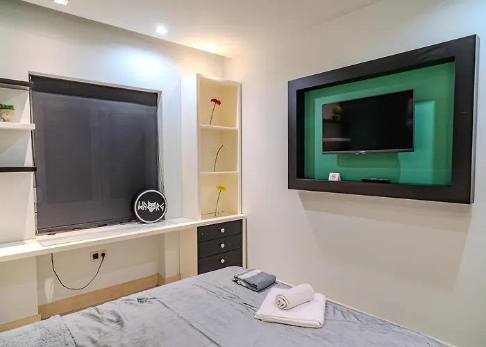 Premium Modern Penthouse *